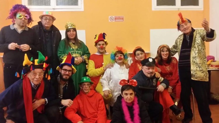 CARNEVALE ad Aiutiamoli!